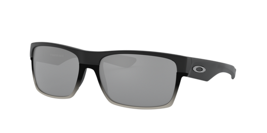 OAKLEY