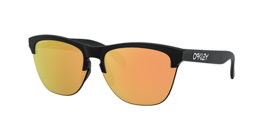 OAKLEY