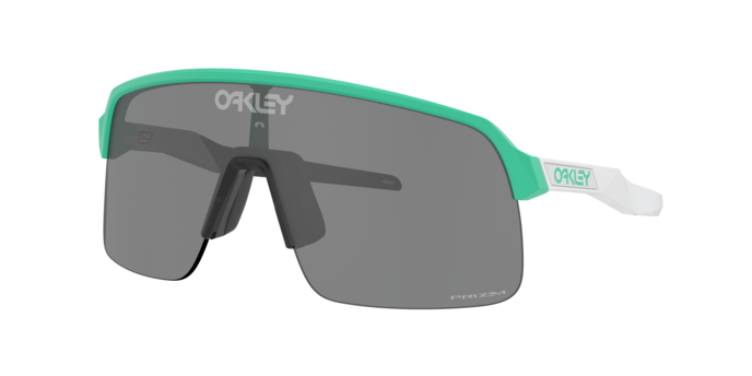 OAKLEY