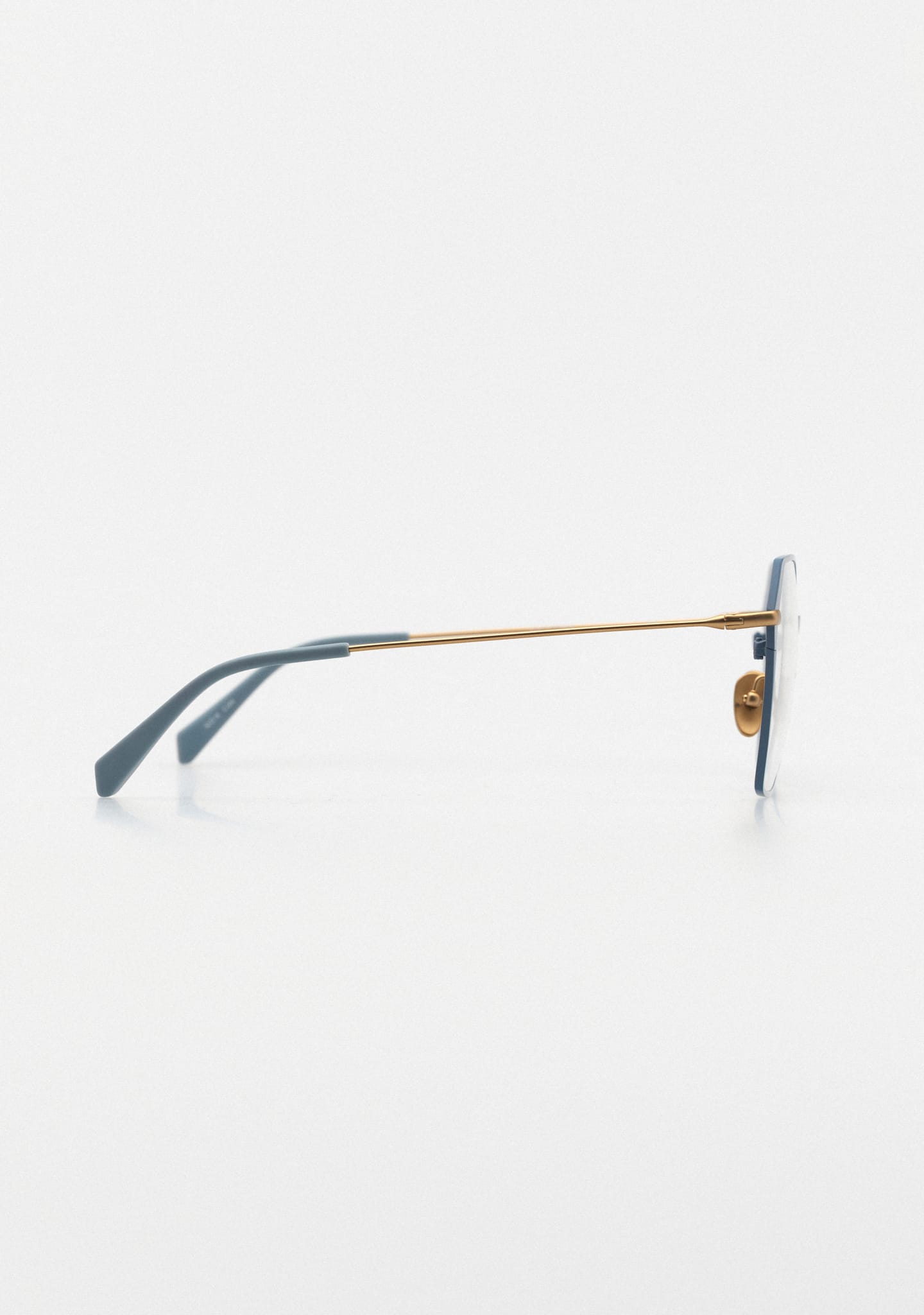 Kaleos Blixen Titanio Color 4