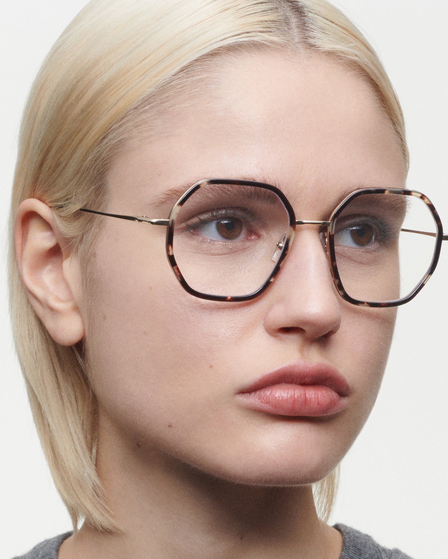 GIGISTUDIOS 8128 2 MARIE